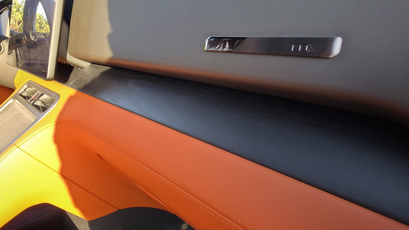 ROX 01 - Black - Orange Interior - 7 Seats - 2026 - Image 21